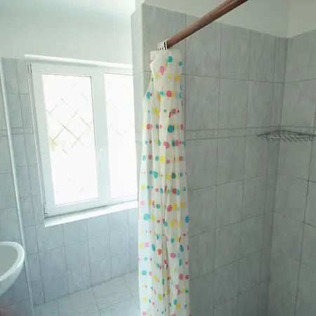 Sylvia Haz Guest house
